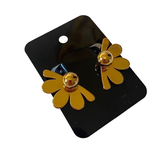 Gold Toned Flower Petal Clip-On Earrings. - Picture 2 of 5